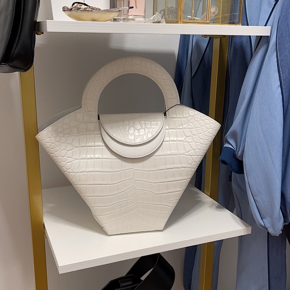 NWT Bottega Veneta Doll Bag - Picture 4 of 6